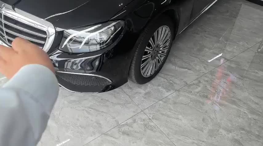 奔驰E级 2020款 改款 E 300 L 时尚型实拍1