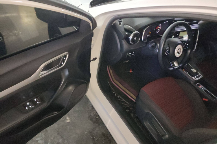 名爵 MG6 2019款 20T 自动星辉版中控内饰20