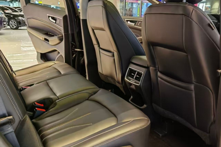 福特 锐界 2021款 PLUS EcoBoost 245 两驱铂锐型 5座中控内饰7001