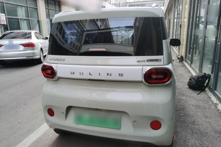 五菱汽车 宏光MINIEV 2024款 第三代 215km 进阶版车身外观6