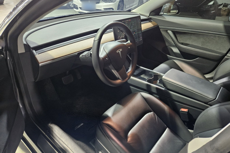 特斯拉 Model 3 2019款 标准续航后驱升级版中控内饰7005