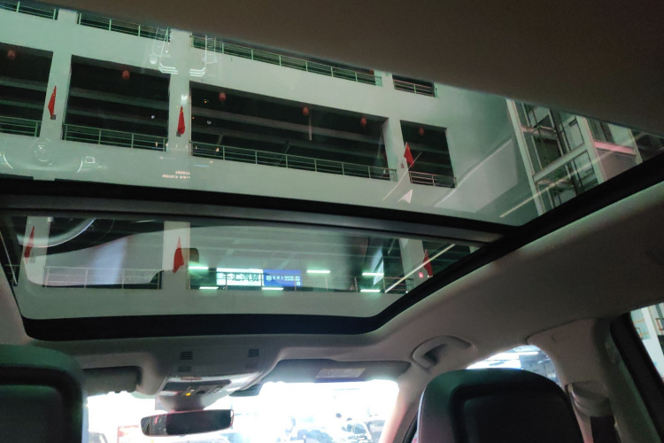 大众 迈腾 2018款 380TSI DSG 尊贵型中控内饰22