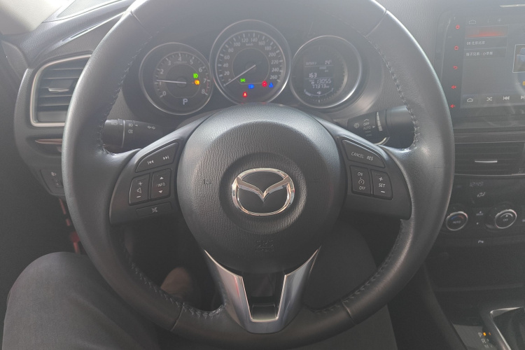 马自达 阿特兹 2015款 2.0L 蓝天豪华版中控内饰13