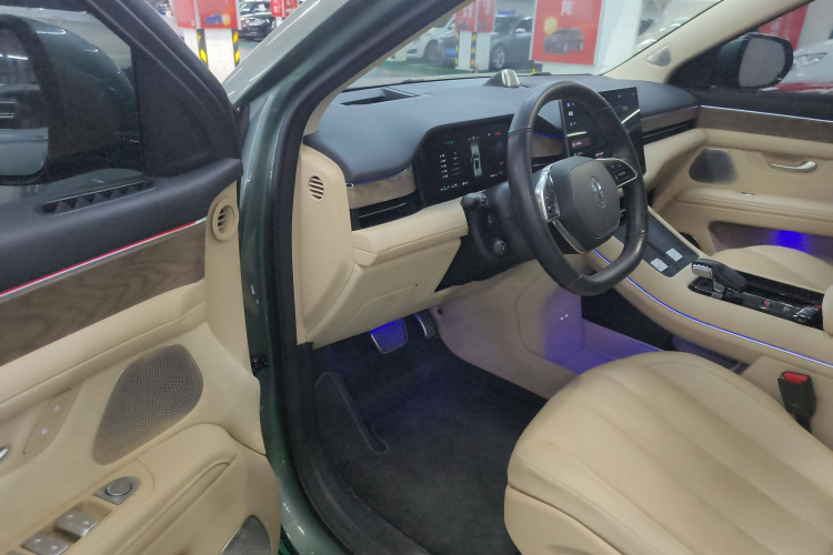 鸿蒙智行 问界M7 2022款 1.5T 后驱舒适版中控内饰7003