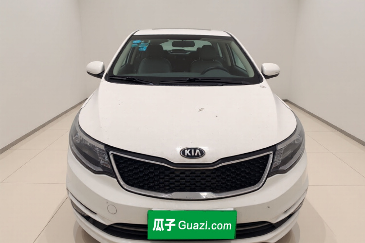 起亚K2 2015款 三厢 1.4L MT GLS车身外观2