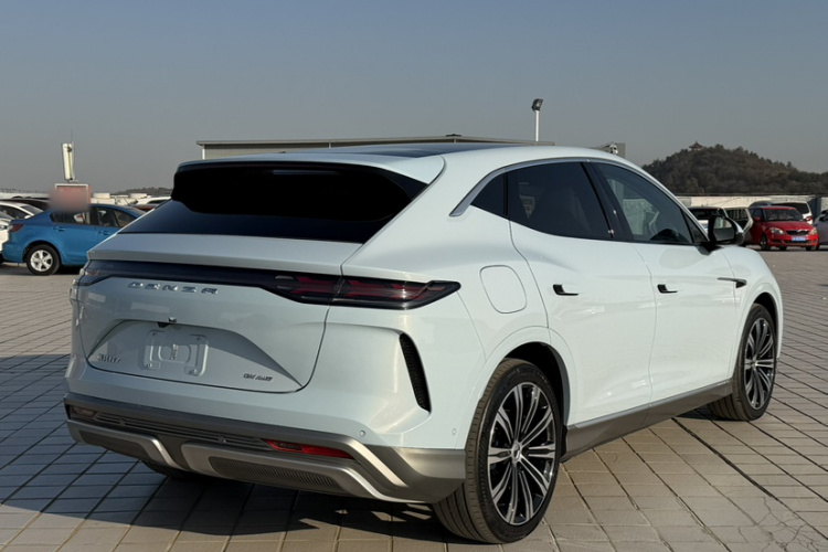 腾势N7 2023款 长续航性能Max版车身外观6012