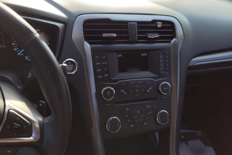 福特 蒙迪欧 2017款 EcoBoost 200 时尚型局部细节16