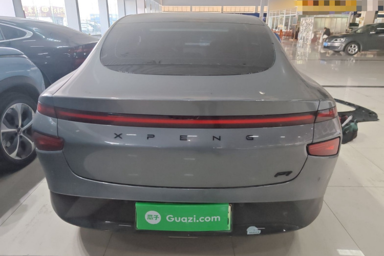 小鹏P7 2020款 562E性能版车身外观6004