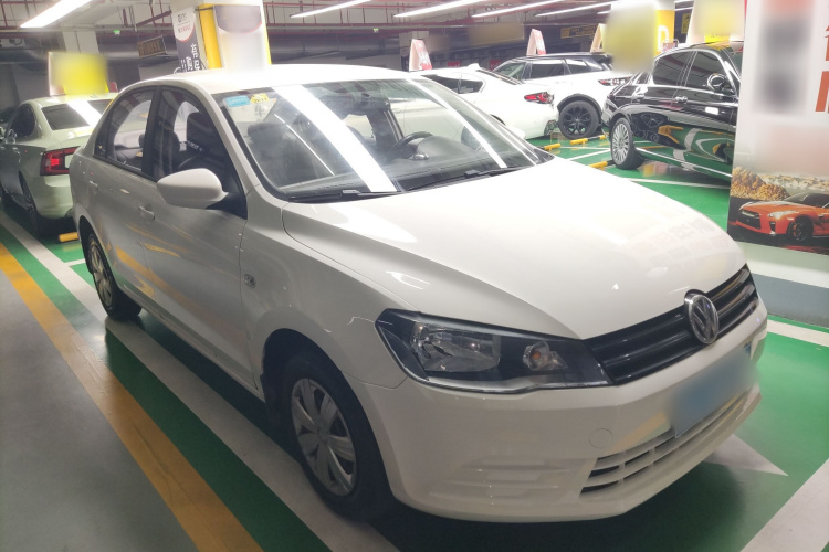 大众 捷达 2015款 1.6L 自动时尚型车身外观3