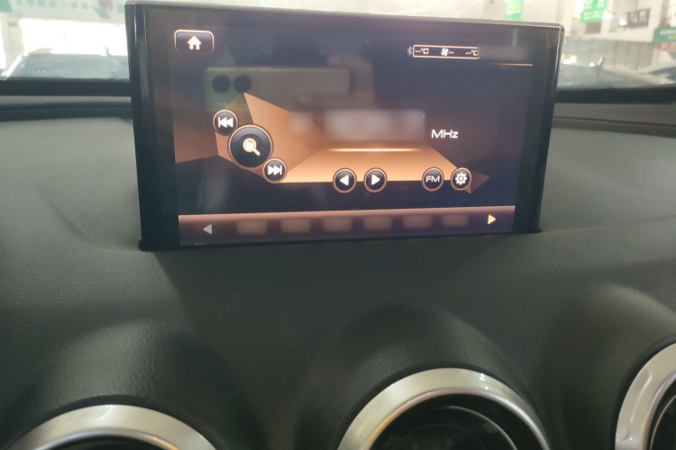 魏牌 VV7 2017款 2.0T 旗舰型局部细节16