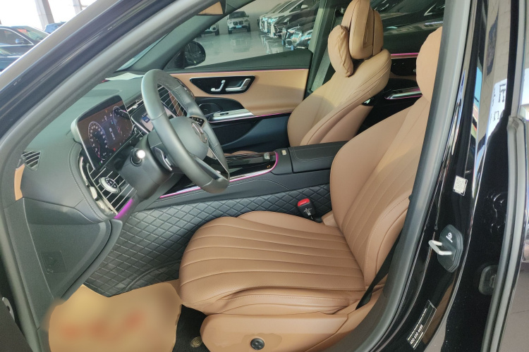 奔驰E级 2025款 改款 E 260 L中控内饰19