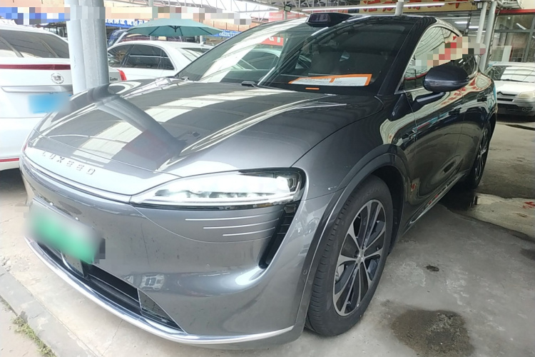 鸿蒙智行 智界R7 2025款 增程 251km Max车身外观1