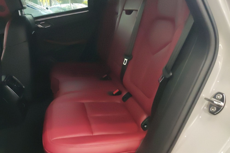 保时捷 2023款 Macan 2.0T中控内饰21