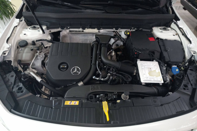 奔驰GLB 2021款 GLB 200 动感型局部细节24