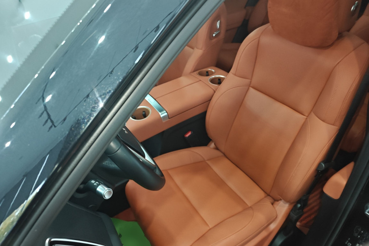 理想汽车 理想L8 2024款 Pro中控内饰19