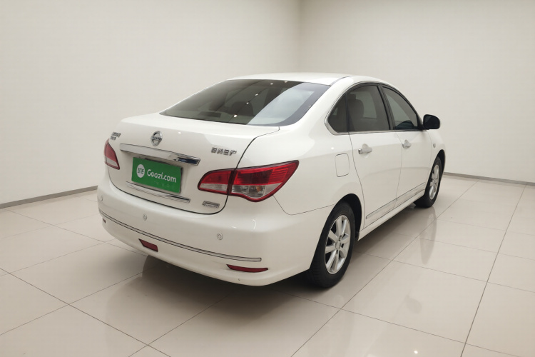 日产 轩逸 2018款 经典 1.6XE+ CVT豪华版车身外观7