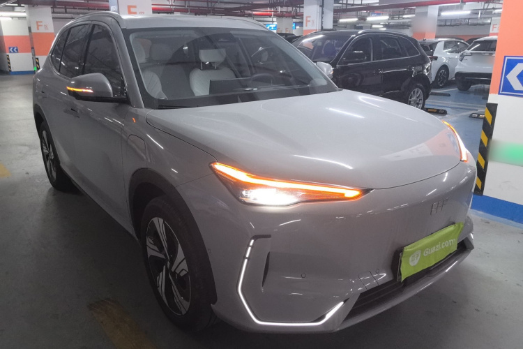 吉利银河 银河E5 2024款 530km 星舰版车身外观3