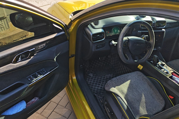 领克03 2021款 03+ 2.0TD 自动驭风版中控内饰20