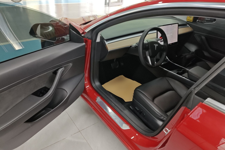 特斯拉 Model 3 2019款 标准续航后驱升级版中控内饰7003