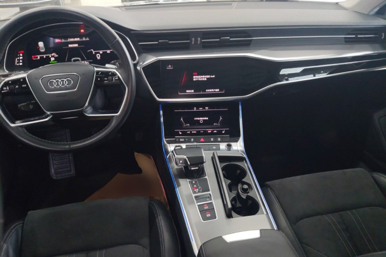 奥迪A7L 2022款 45 TFSI S-line 筑梦未来版中控内饰7002