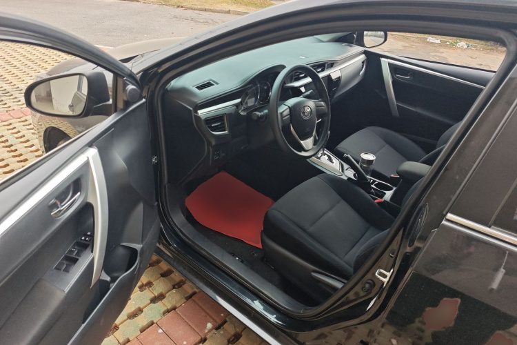 丰田 卡罗拉 2017款 改款 1.6L S-CVT GL中控内饰20