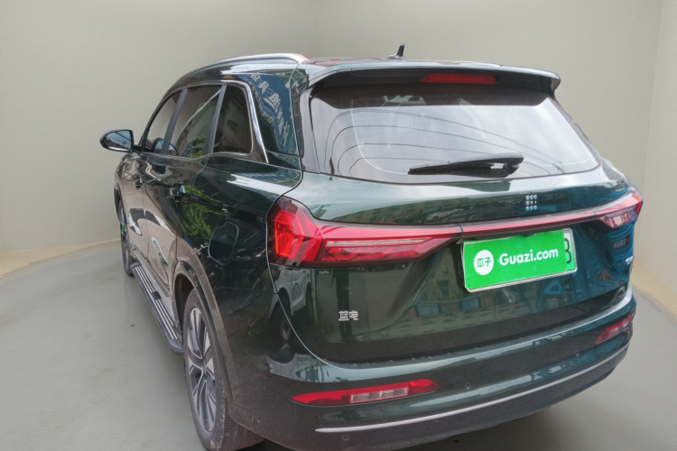 蓝电E5 PLUS 2025款 165km 长续航版PLUS 7座车身外观5