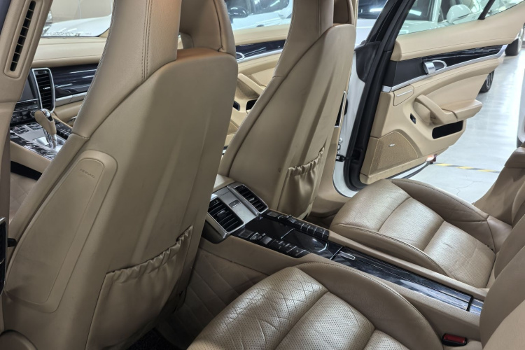 保时捷 2010款 Panamera 4 3.6L中控内饰7002