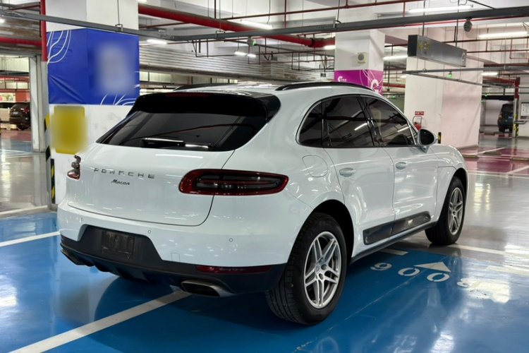 保时捷 2016款 Macan 2.0T车身外观6005