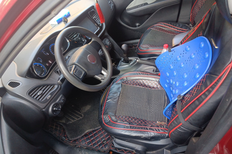 菲亚特 菲翔 2015款 1.4T 手动悦享版中控内饰19