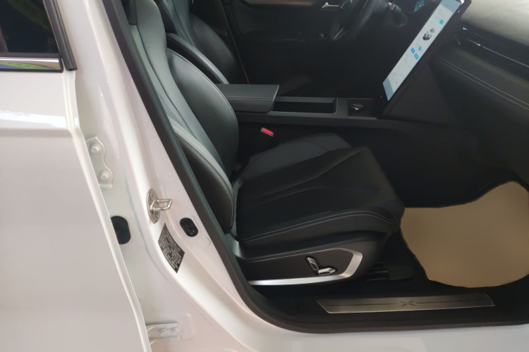 小鹏G3 2022款 G3i 460N局部细节41