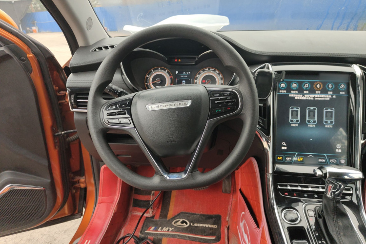 猎豹汽车 猎豹CS9 2017款 1.5L CVT风尚型中控内饰13