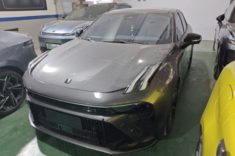 领克03 2023款 2.0TD DCT劲Pro车身外观1