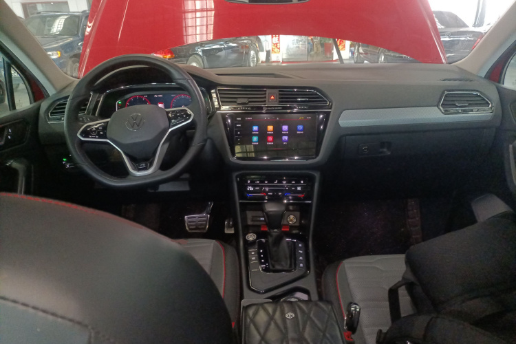 大众 途观X 2021款 330TSI 两驱尊崇旗舰版中控内饰12