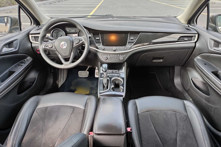 别克 威朗 2015款 三厢 20T 双离合精英型中控内饰7003