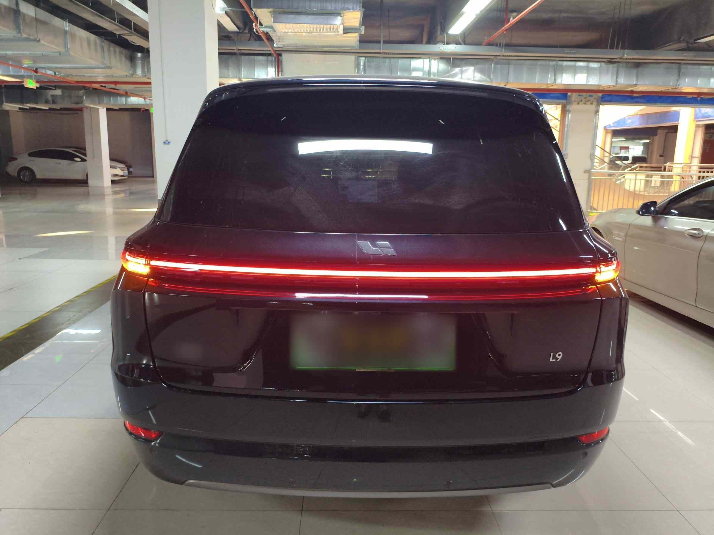 理想汽车 理想L9 2024款 Ultra(5)