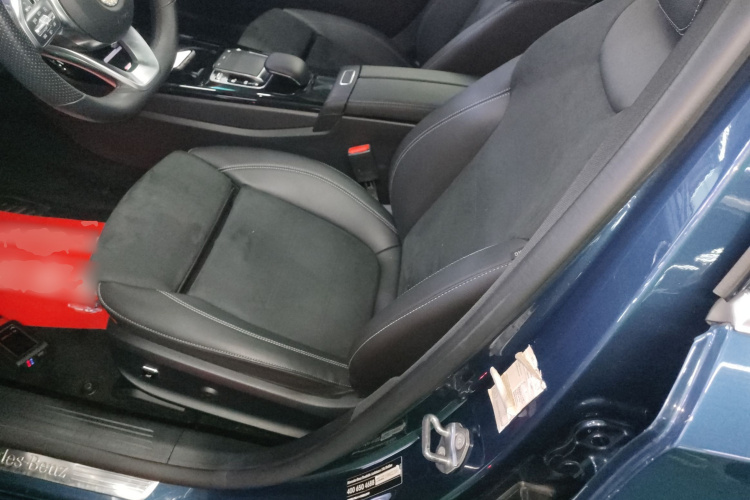 奔驰A级 2019款 A 200 L 运动轿车中控内饰19