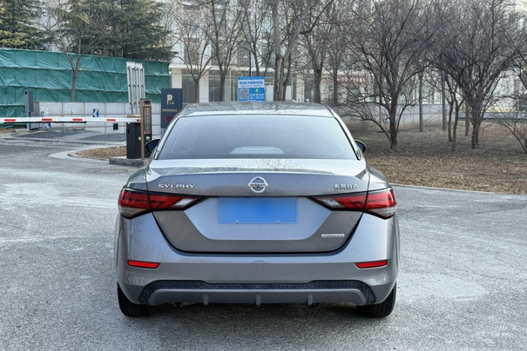 日产 轩逸 2020款 1.6L XL CVT悦享版车身外观6007