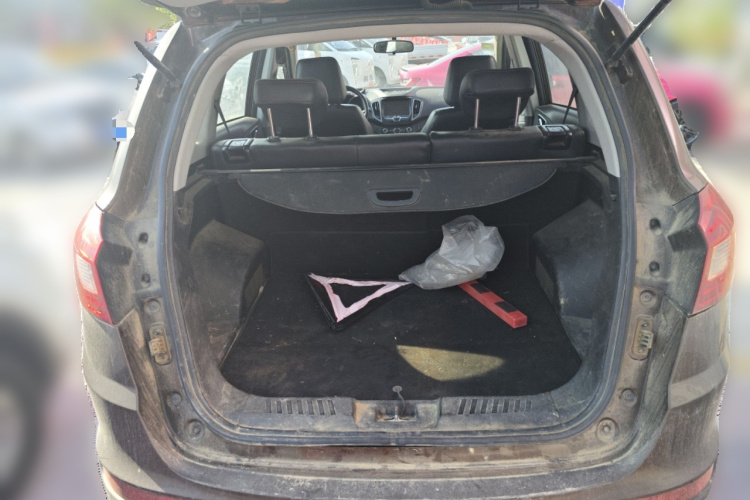 奇瑞 瑞虎5 2014款 2.0L 手动家悦版中控内饰23