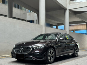 奔驰E级 2024款 E 260 L 4MATIC 运动型