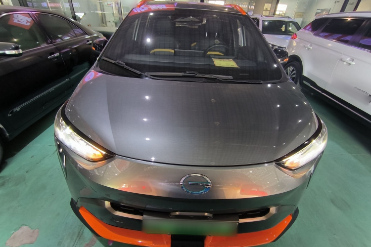 埃安 AION Y 2021款 70 科技活力版车身外观2