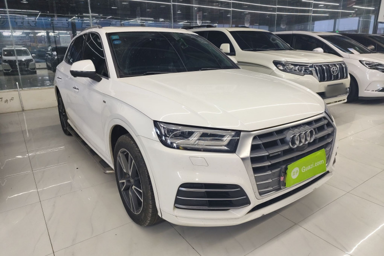 奥迪Q5L 2018款 40 TFSI 荣享时尚型 国VI车身外观3