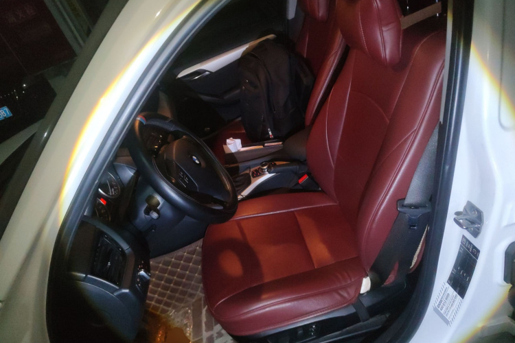 宝马X1 2013款 sDrive18i 时尚型中控内饰19