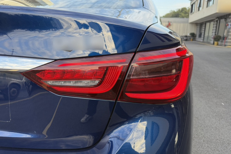 英菲尼迪Q50L 2018款 2.0T 逸享版 国VI车身外观6006