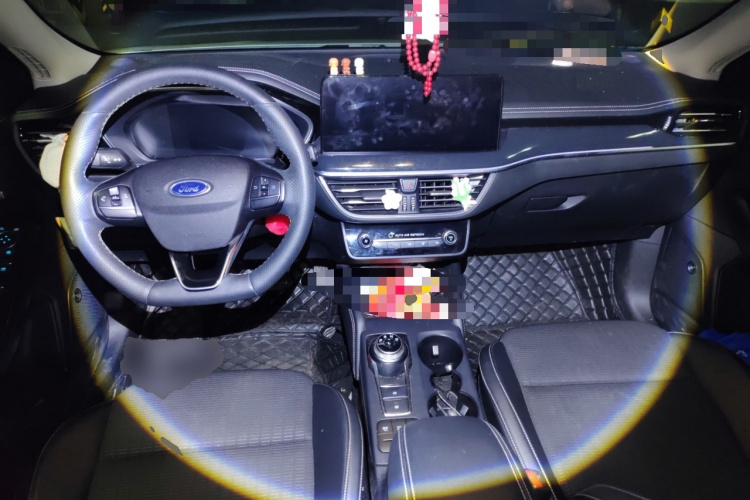 福特 福克斯 2021款 两厢 EcoBoost 180 自动锋潮型中控内饰12