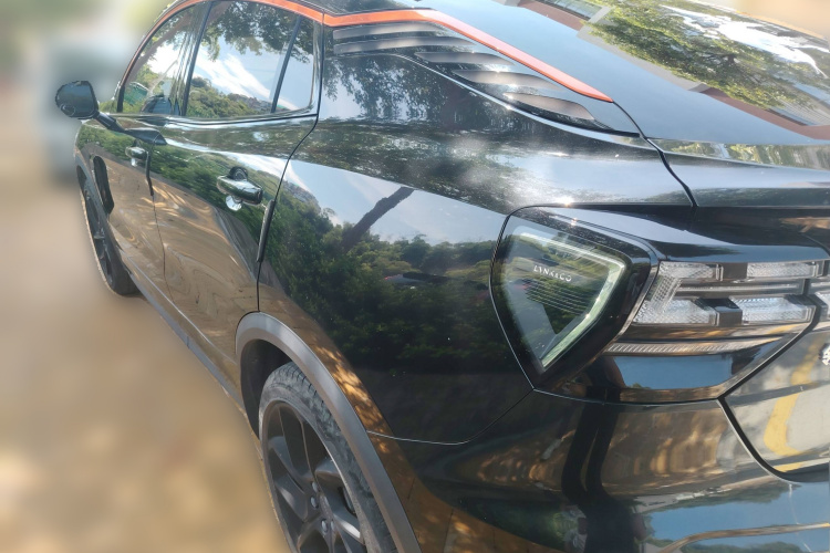 领克05 2020款 2.0TD 四驱时间限量版车身外观6003