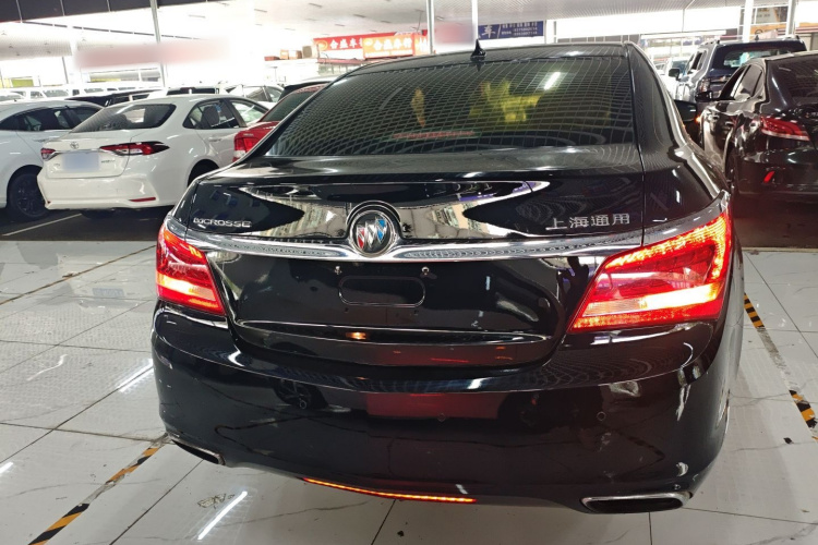 别克 君越 2013款 2.4L SIDI精英舒适型车身外观6