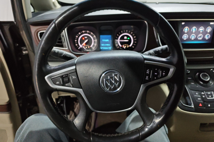 别克GL8 2017款 25S 舒适型 国V局部细节13