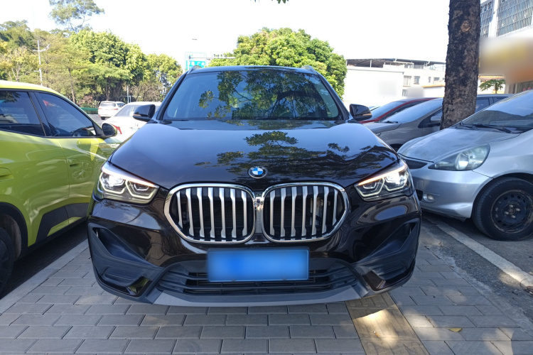 宝马X1 2021款 sDrive25Li 领先型车身外观2