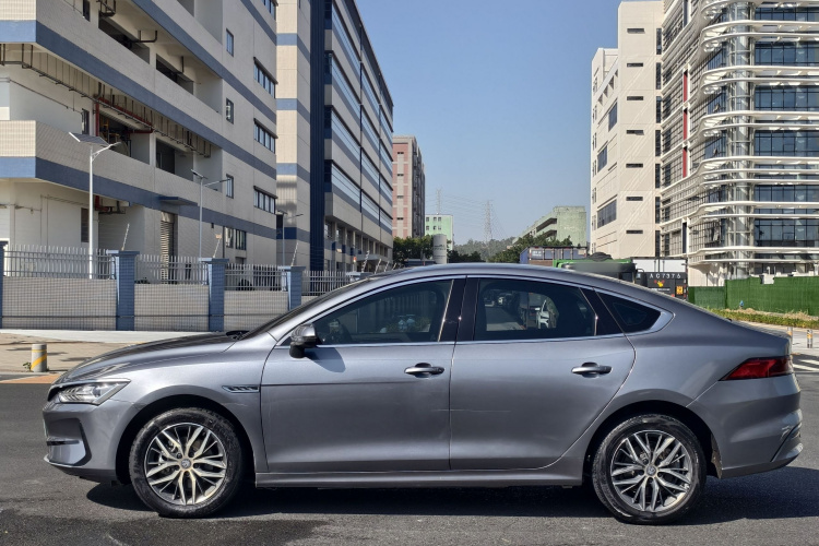 比亚迪 秦PLUS 2023款 冠军版 EV 420KM领先型车身外观6007