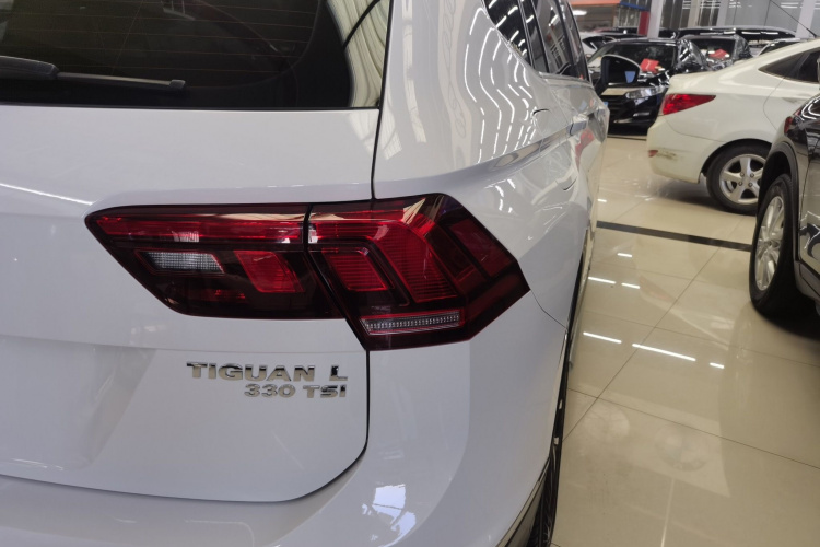 大众 途观L 2018款 330TSI 自动两驱舒适版车身外观6006